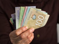 How to Get a Cash Advance with a Credit Card