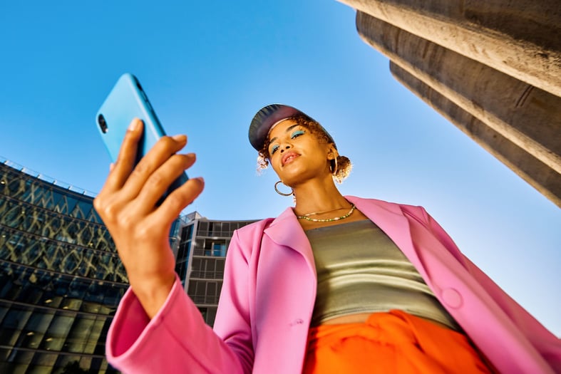 Apple Pay Explained: A Safer, Contactless Way to Pay