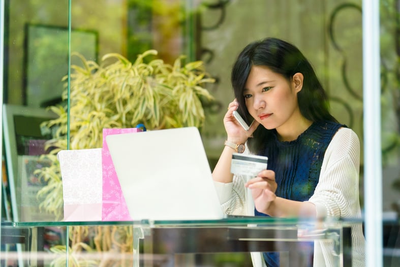 Credit Card, Text, Head