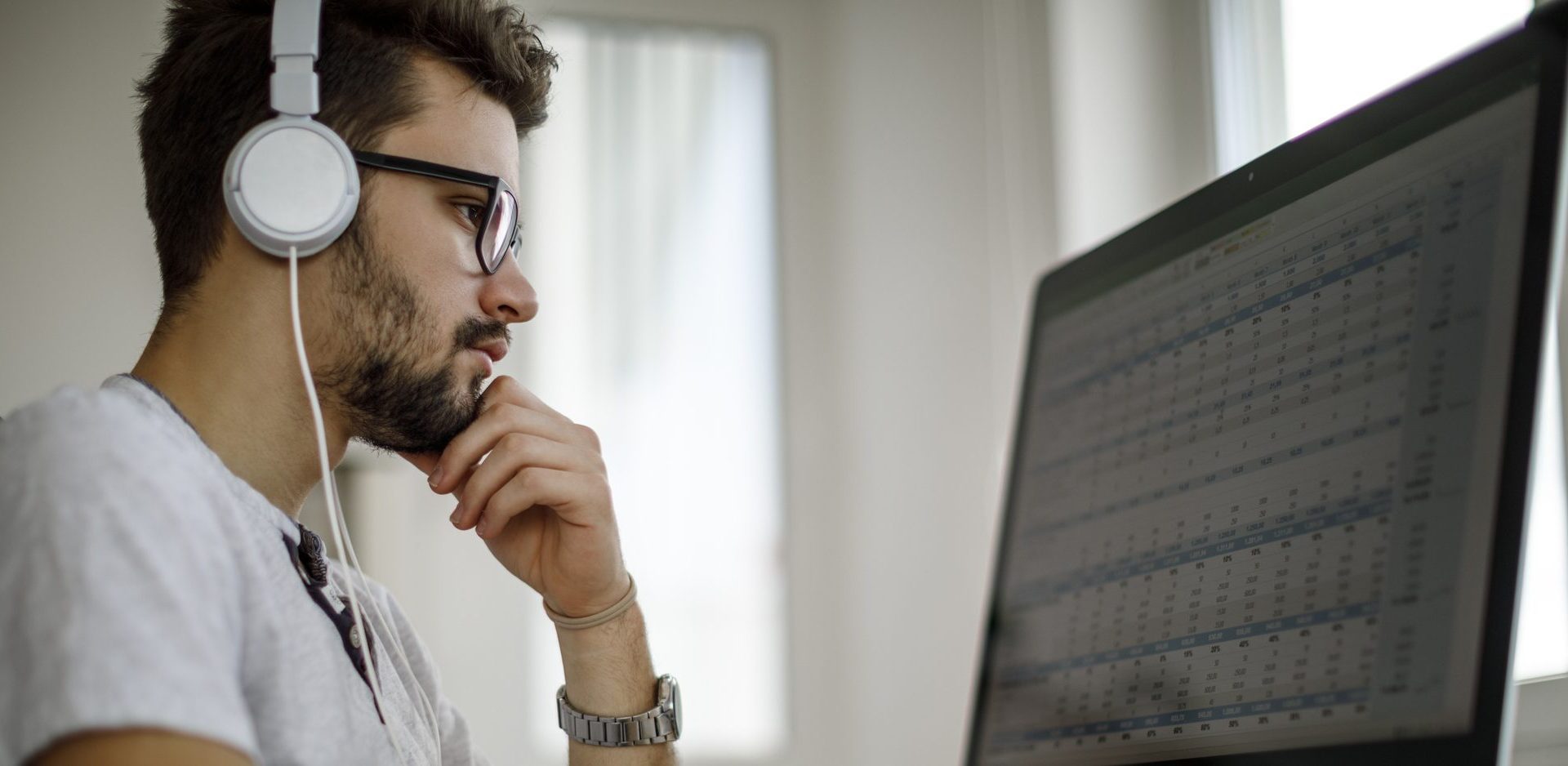 How Do Student Loans Affect Your Credit Score?