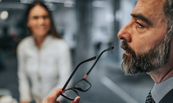 GettyImages-1051136078.jpg-Liz Weston/ Here's What Bad Advice Costs You