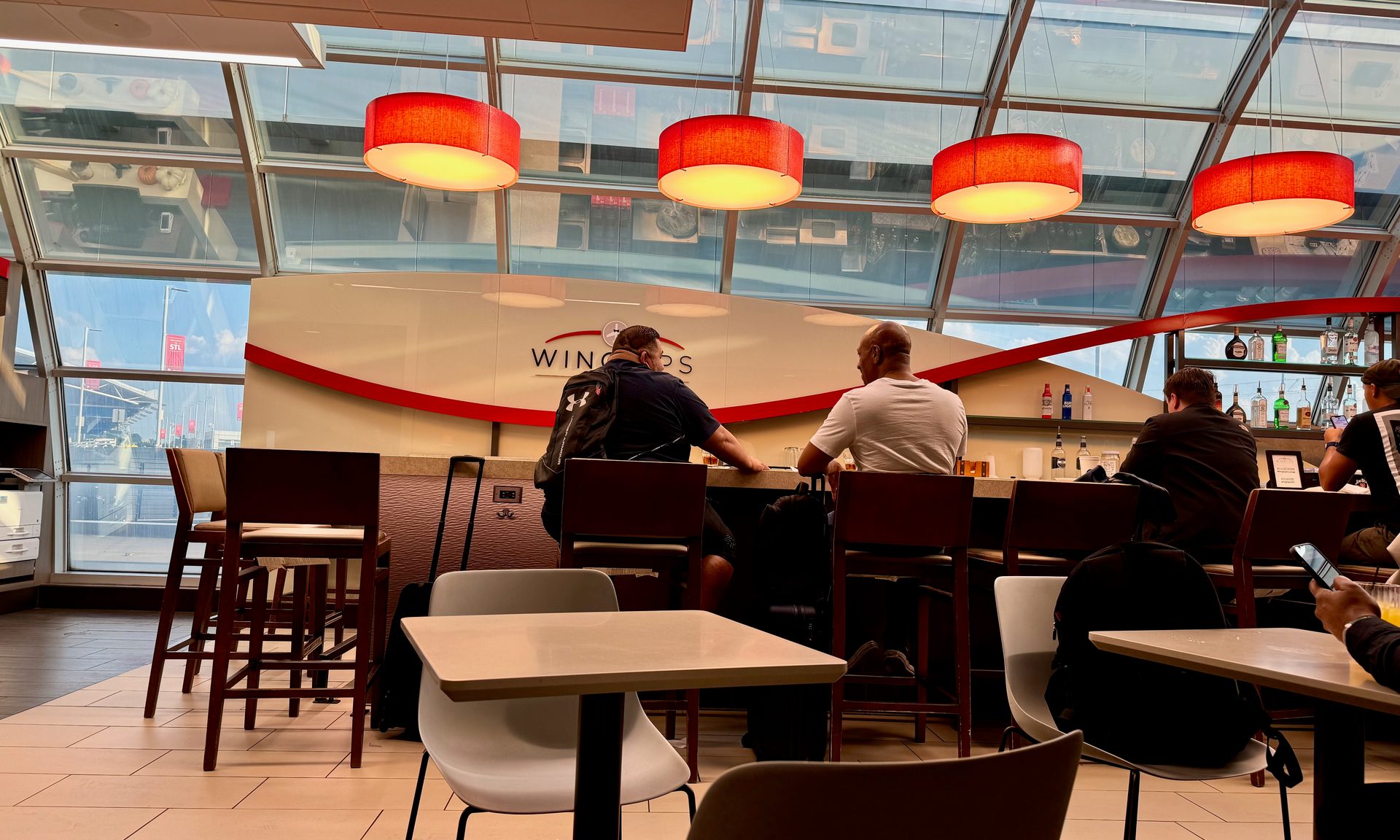 Wingtips Lounge STL St. Louis Missouri Lambert Terminal 2