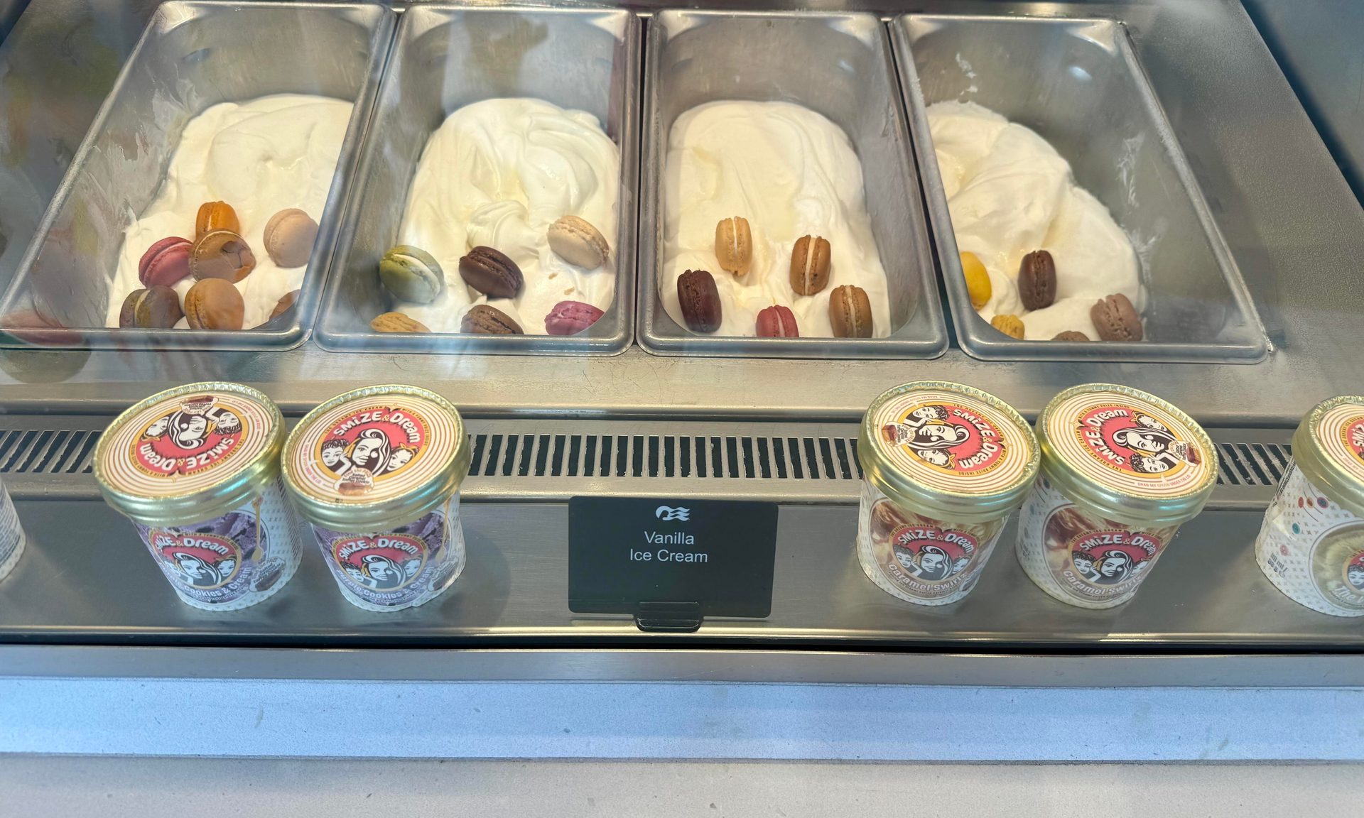 Cream, Dessert, Food