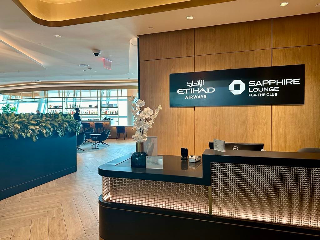 Indoors, Architecture, Building