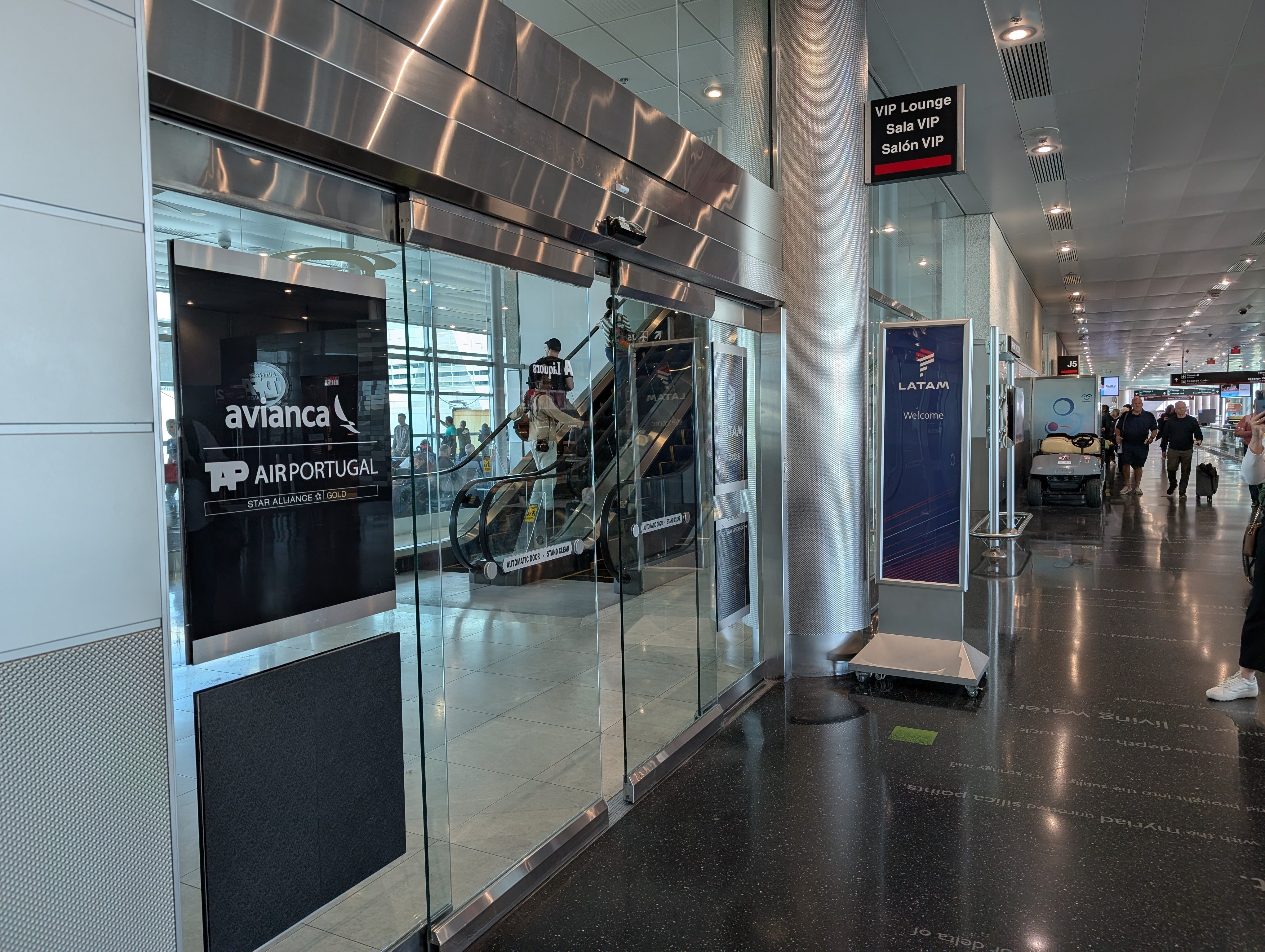 Floor, Flooring, Airport