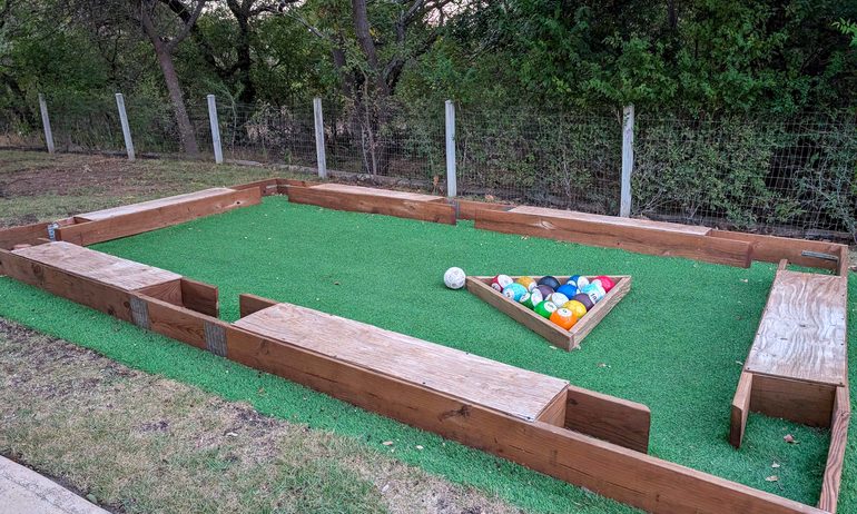 Grass, Plant, Backyard