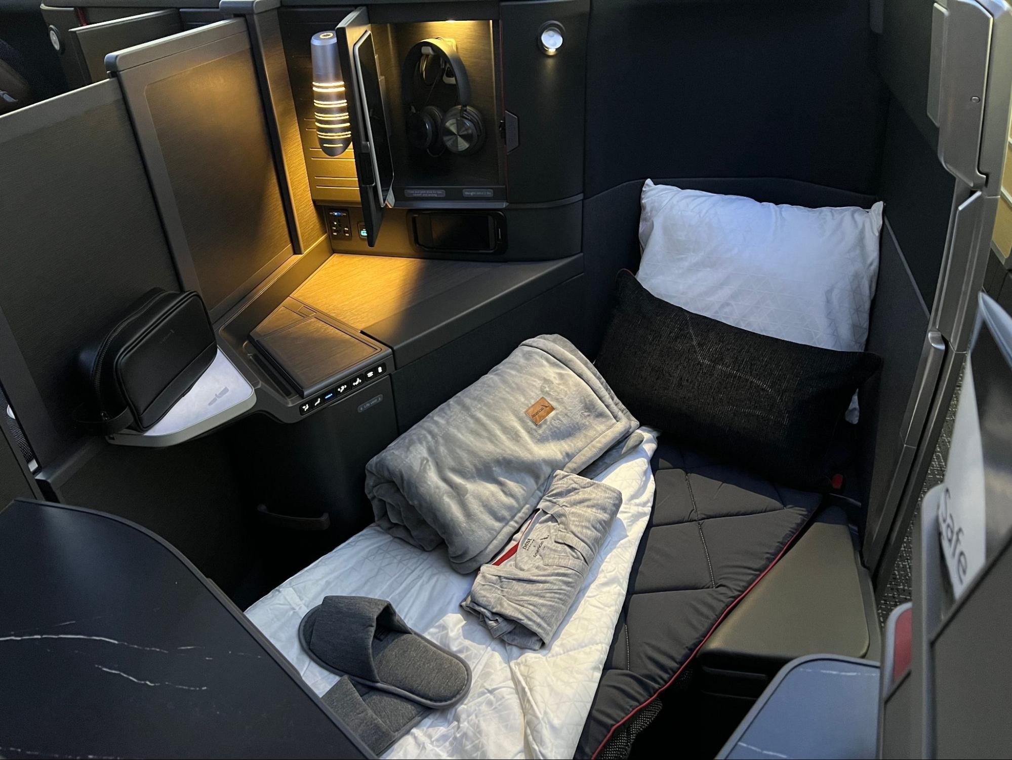 Cushion, Home Decor, Transportation