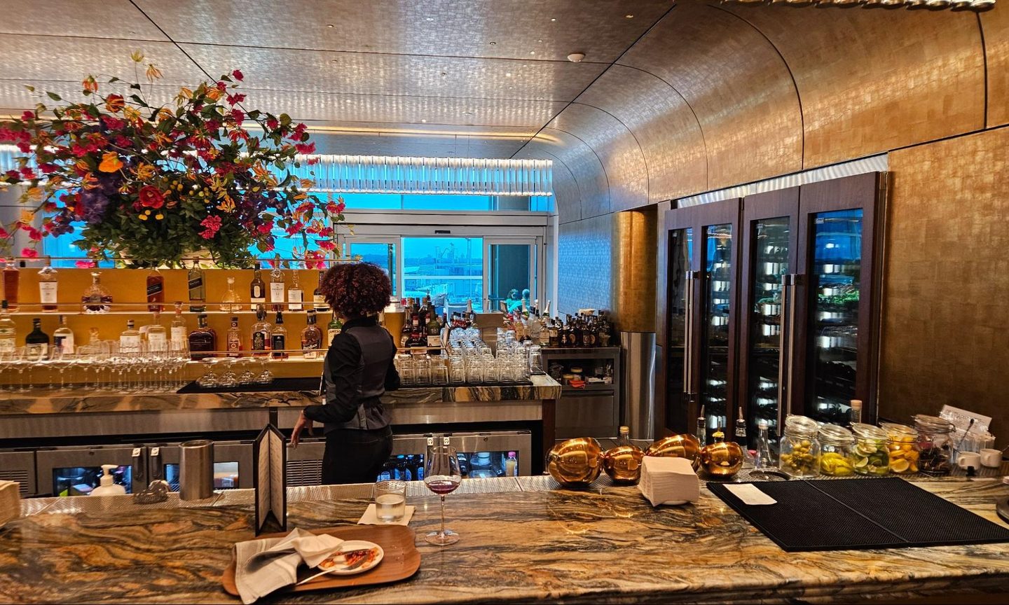 Adult, Female, Person