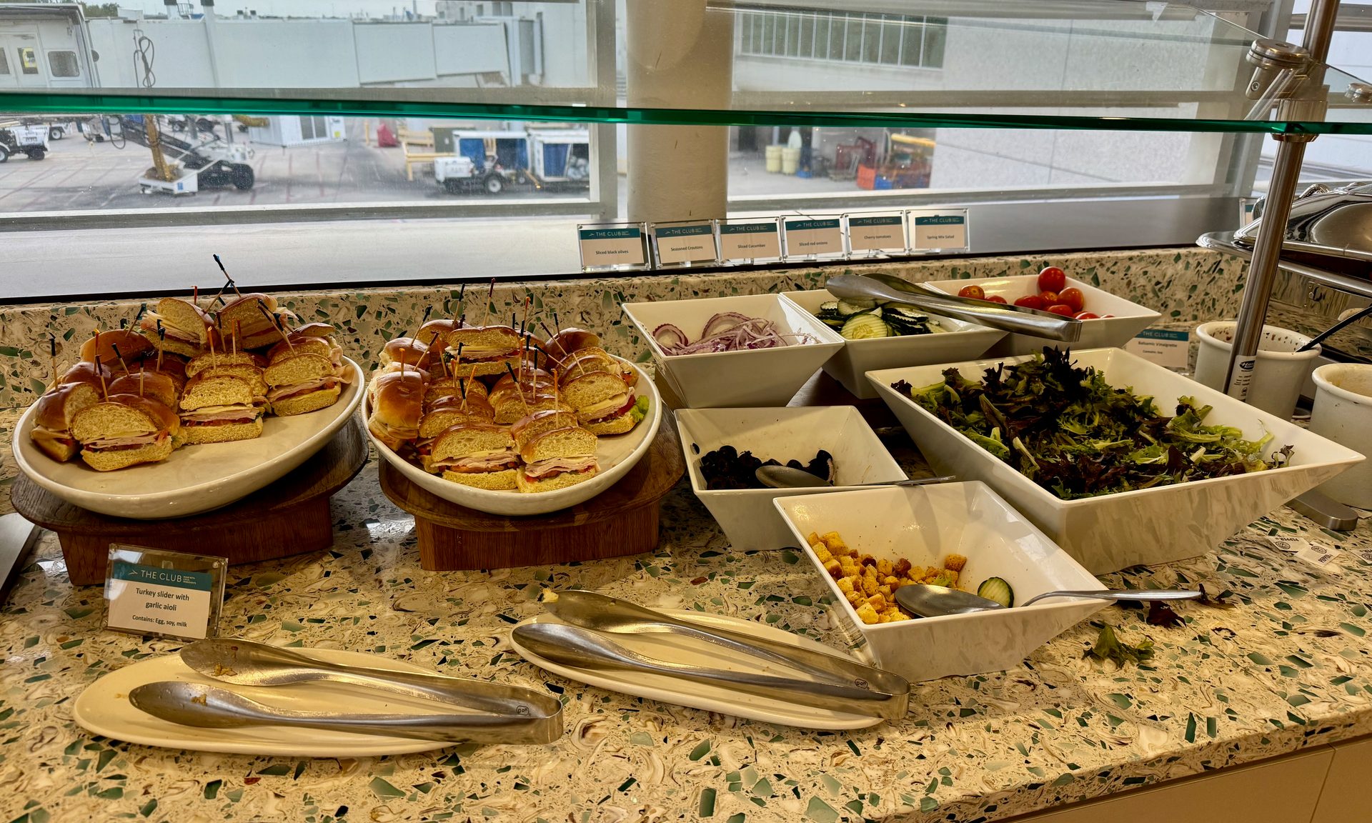Cafeteria, Indoors, Restaurant
