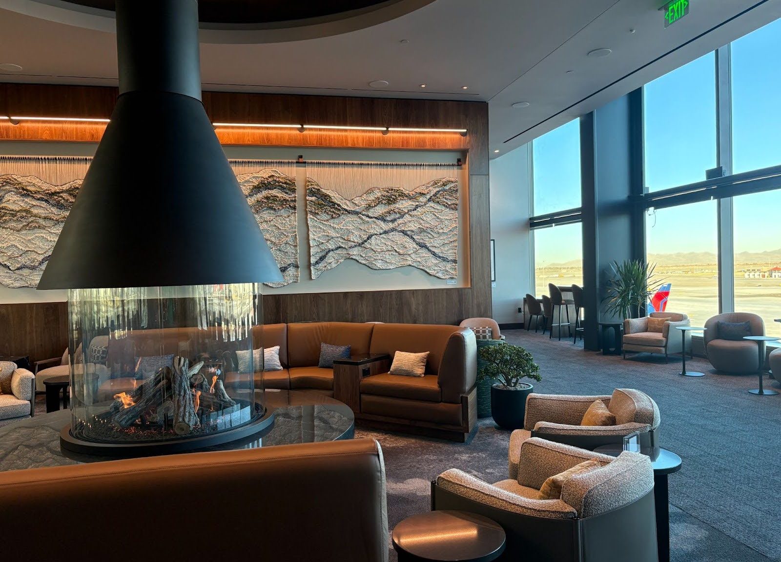 Indoors, Architecture, Building