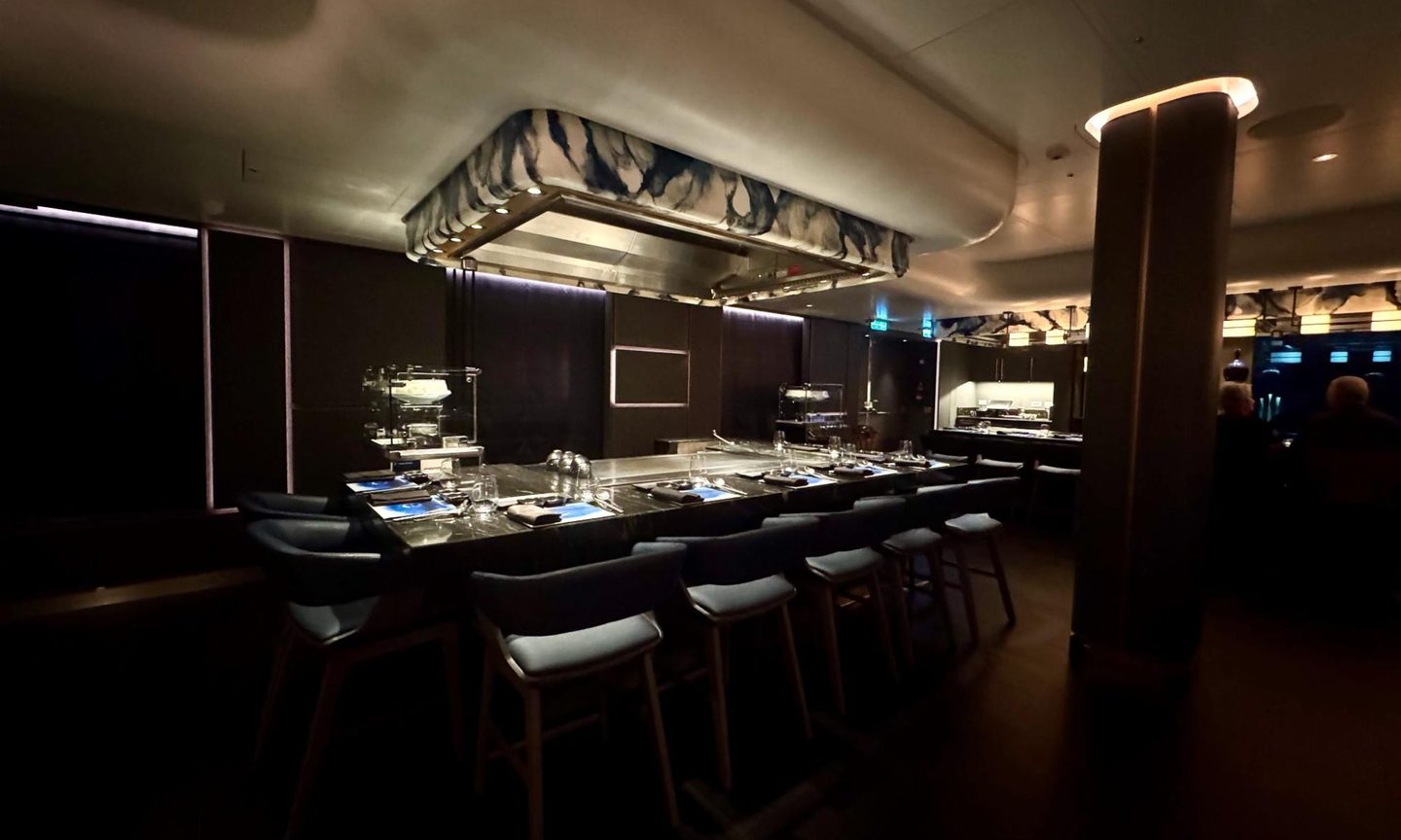 Urban, Bar, Dining Table