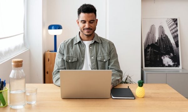 Data: Americans Are Using Chatbots for Financial Advice. Risky or Rewarding?